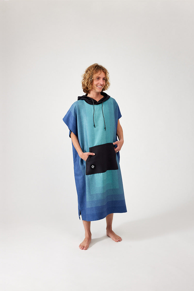 Changing Poncho: Zone Teal